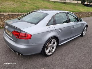 Audi A4 3.0 TDI Quattro S-Line