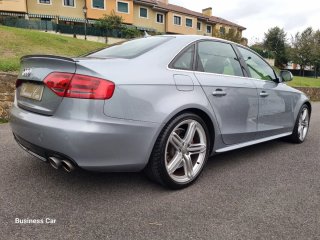 Audi A4 3.0 TDI Quattro S-Line
