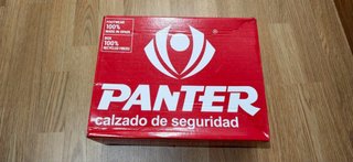 Botas de seguridad negras y grises