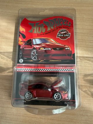 Hot Wheels Mustang SVT Cobra Red Line Club