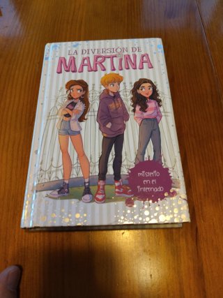 La diversión de Martina Nisterio en el internado