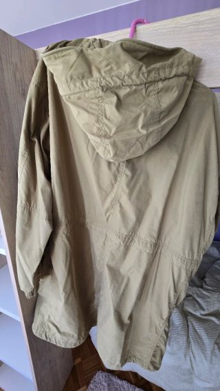 Parka Zara Beige/Verde Oliva