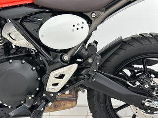 TRIUMPH SCRAMBLER 400 X
