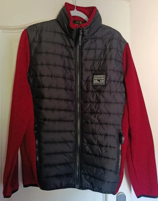 Chaqueta Stormy Life Talla L Negra y Roja