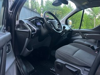Ford Transit Custom 8 Plazas!