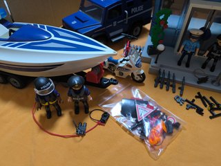 Lote Playmobil Policias Completo No rebajo precio.