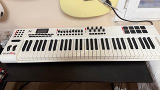 Teclado Axiom Pro 61