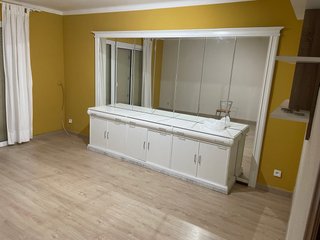 Mueble comedor blanco con espejo grande €negociabl