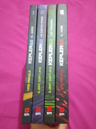 Lote libros de lectura Kepler62