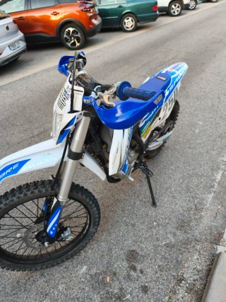 Rebel Master 250 Enduro Moto