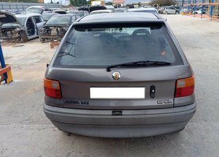 474028 puerta tras izq opel astra f berlina gls