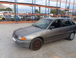474028 puerta tras izq opel astra f berlina gls