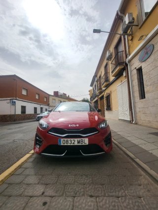 Coche Kia 83000km 4,años,136cv gt.line hibrido lig
