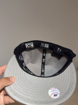 Gorra LA Dodgers Fitted Gris Talla 7 3/8