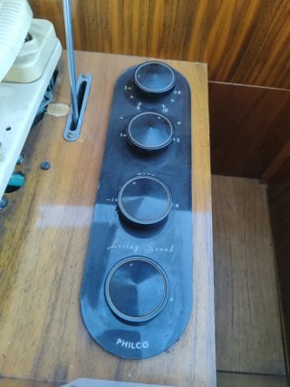 Consola de sonido a válvulas vintage