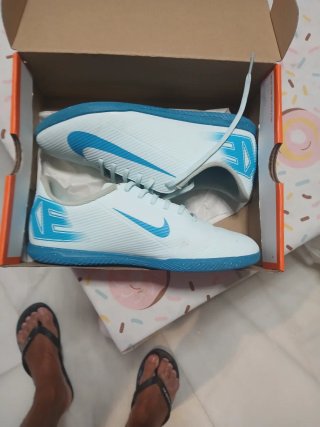 Zapatillas Fútbol Sala Nike Blancas y Azules