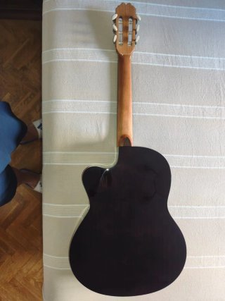 Guitarra Clásica Electrificada