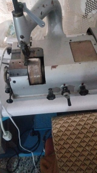 Máquina de coser industrial Licorne
