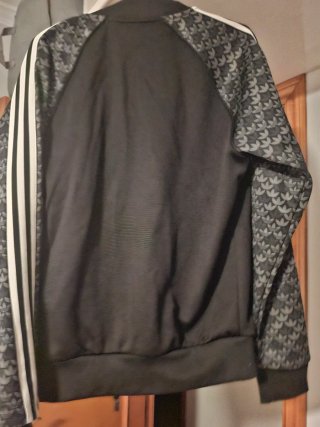 Chándal Adidas Negro con Estampado