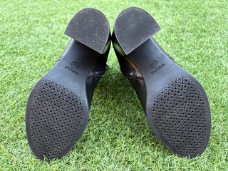 Botines Geox Piel Negro Talla 36.5