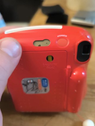 Fujifilm Instax Mini 25 Cámara Roja con defectos