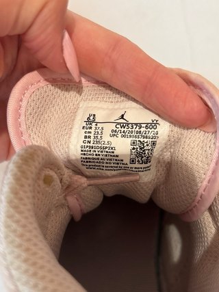Zapatillas Nike Jordan Talla 37.5 Rosa/Blanco