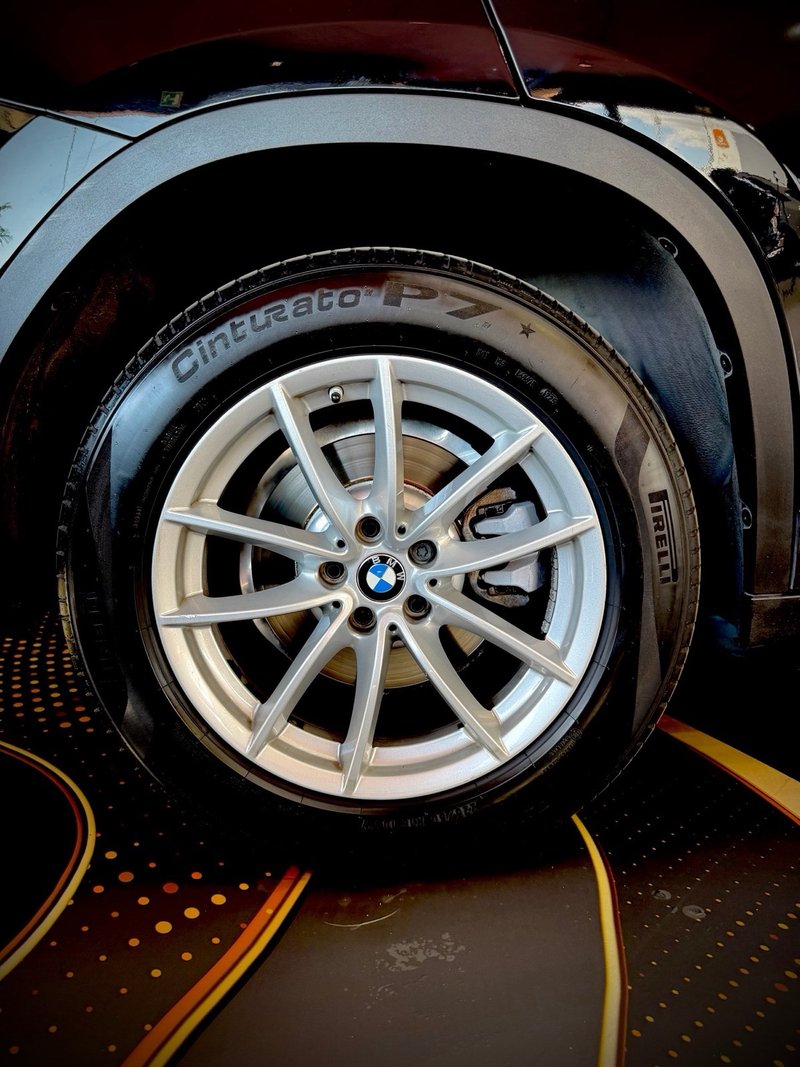 BMW X4 2022, foto 24
