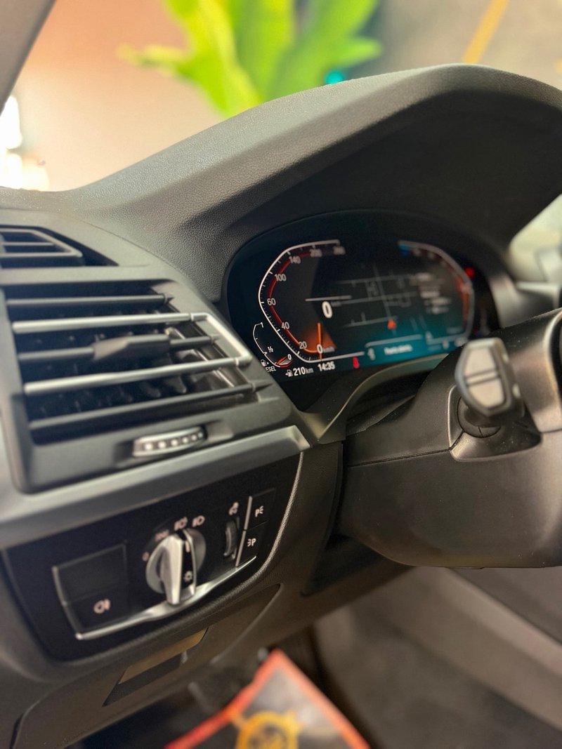 BMW X4 2022, foto 27