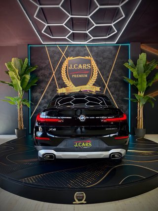 BMW X4 ( X-DRIVE )