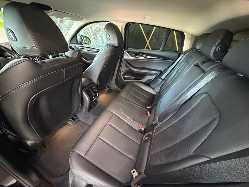 BMW X4 2022, foto 11