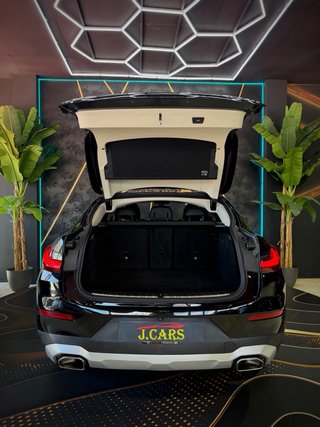 BMW X4 ( X-DRIVE )