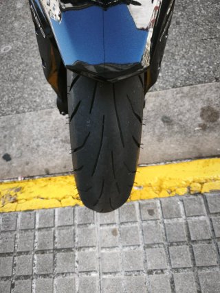 Kawasaki Z900 Negra y Verde