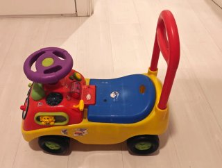REGALO - Correpasillos Coche Niño 1-2 Años