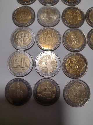 22 Monedas 2€ Circuladas