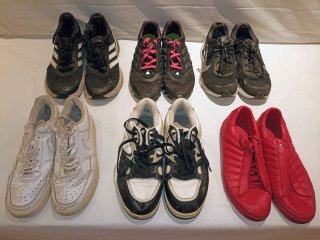 - Zapatillas Deportivas para Chico . ORIGINALES .!