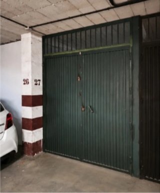 COCHERA CERRADA EN ARMILLA. Venta o alquiler