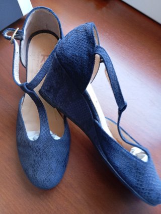 Zapatos Rosi Azul Marino Tacón Cuña