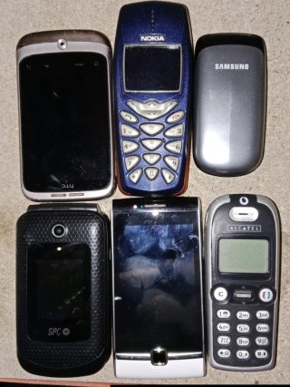 Lote 6 Móviles Alcatel, Nokia, Samsung y varios