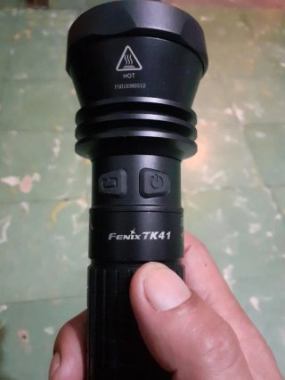 Linterna Fenix TK41