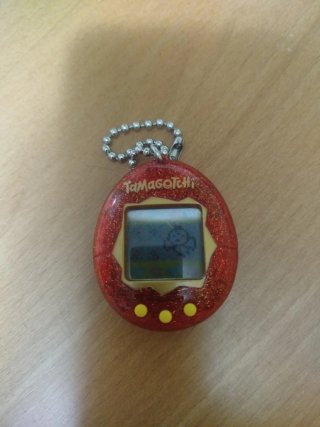 Tamagotchi Rojo Brillante