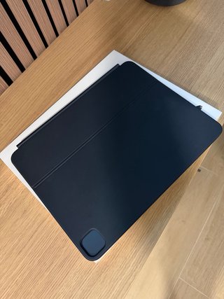Magic Keyboard 13” iPad Pro M4/M5