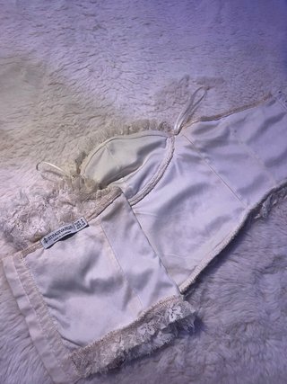 Top de encaje blanco