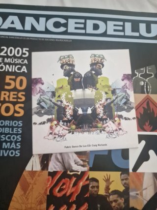 REVISTA DANCEDELUX