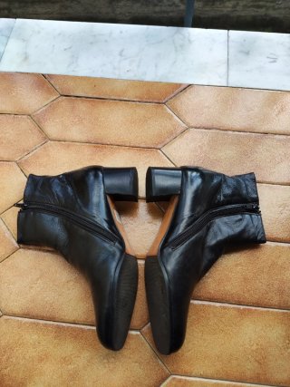 Stivaletti in pelle n.38