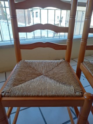 Lote 2 sillas rústicas madera