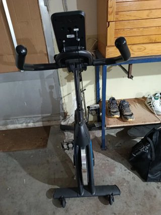 Bicicleta Estática Negra