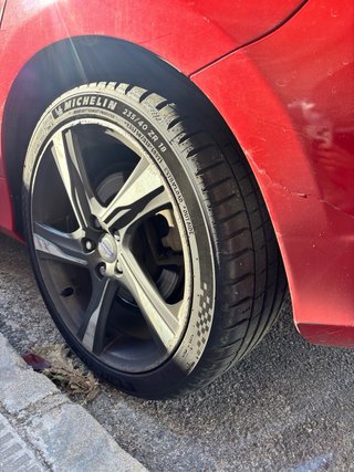 Volvo V60 R-Design 2011