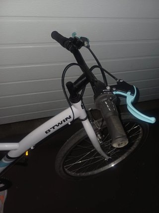 Bicicleta B-TWIN 24 blanca