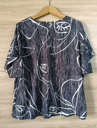 Camiseta Estampada Azul Marino Blanco Talla XL