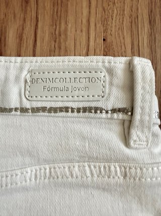 Shorts vaqueros blancos Fórmula Joven